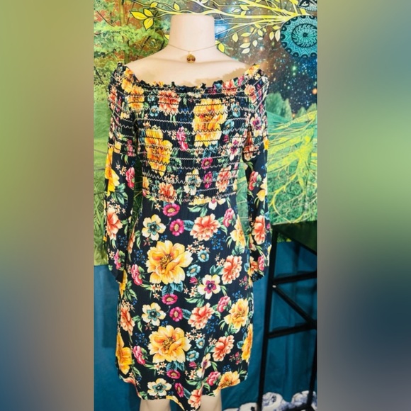 FARM Rio Off Shoulder Dress!Size:L - Picture 2 of 9